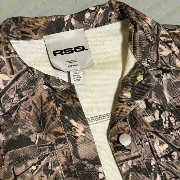 Camo Jean Jacket - Picture 9 of 16